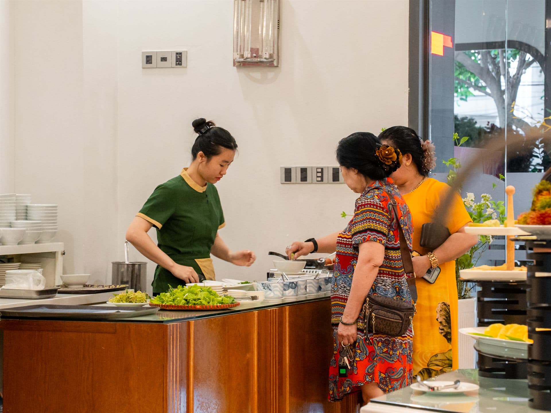 Bữa sáng buffet